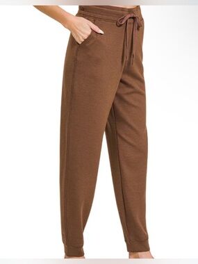 NWOT Zenana Scuba Joggers Size L